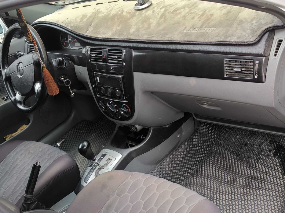 Chevrolet Lacetti 1.8 Автомат