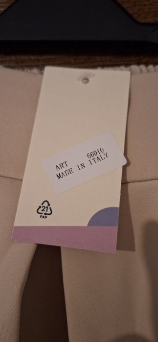 Fusta midi cu pense,