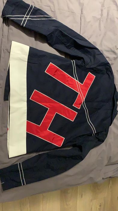 geaca dama originala Tommy Hilfiger marimea XS S