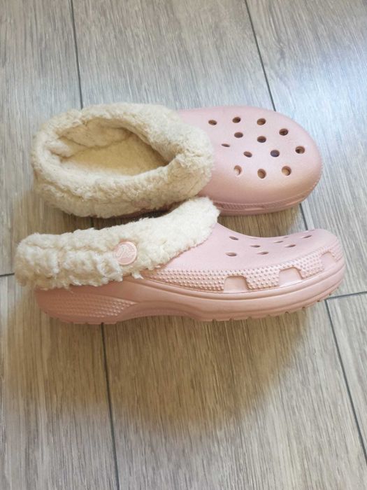 Papuci Crocs cu captuseala detasabila