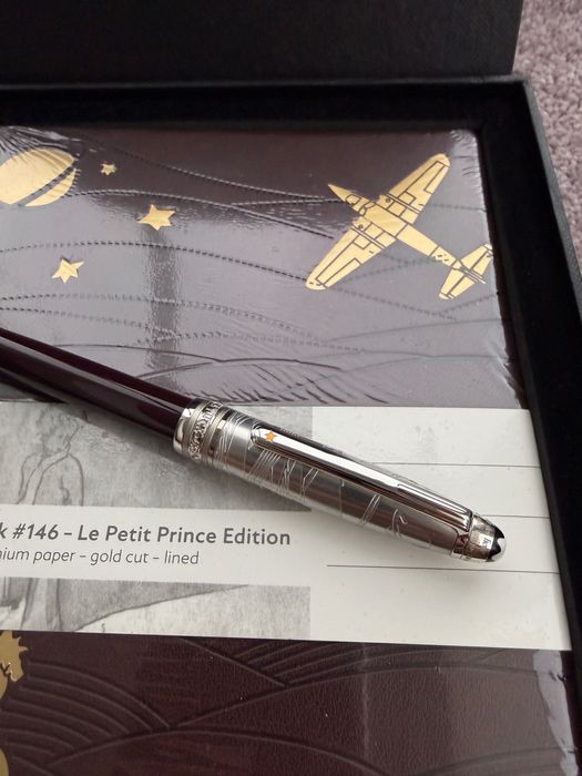 Set Montblanc micul print stilou si agenda