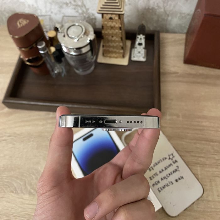 Айфон iPhone 14 pro Silver