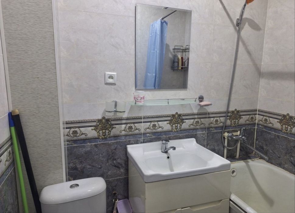 Сдается 1 ком Кадышева базар, рынок