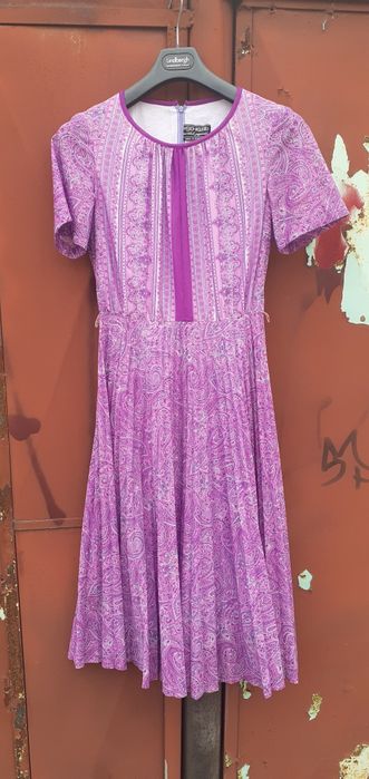 Vand rochii deosebite, marimea M