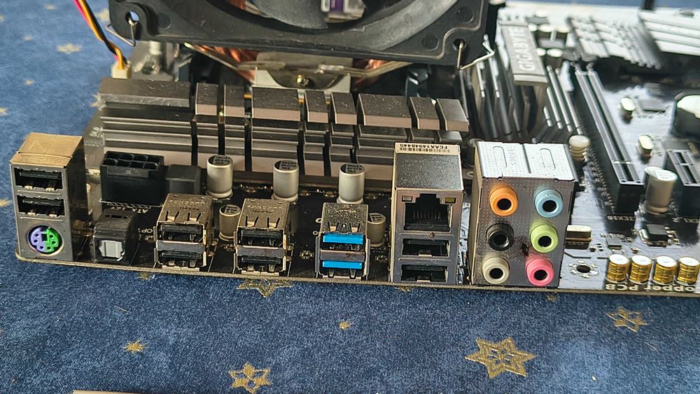 Дъно, процесор, охлаждане, gtx 1660 ti, ram 16 gb