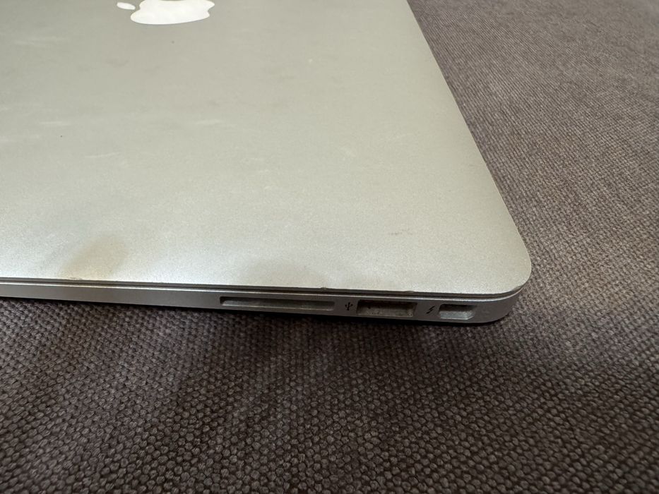 Apple Macbook Air 13 2017 г.