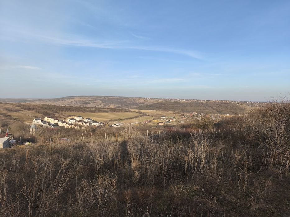 Sorogari teren 1000m2