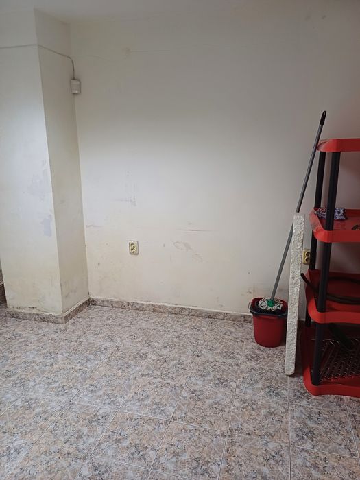 Дава се под наем Магазин в Левски - 30 кв.м за 193.8 € - Снимка #8