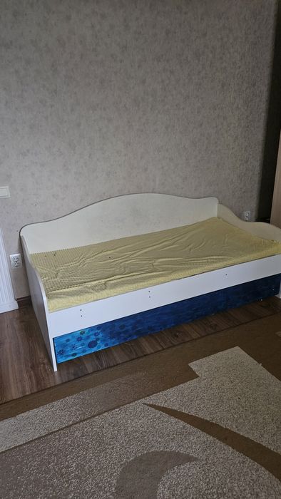 Продам кровать детскую