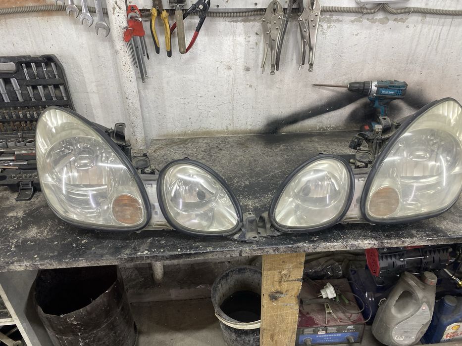 Продам фару лексус gs300