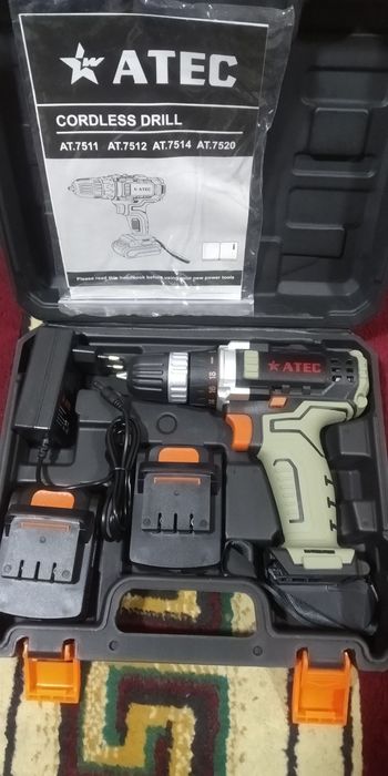 Продаётся новый дрель