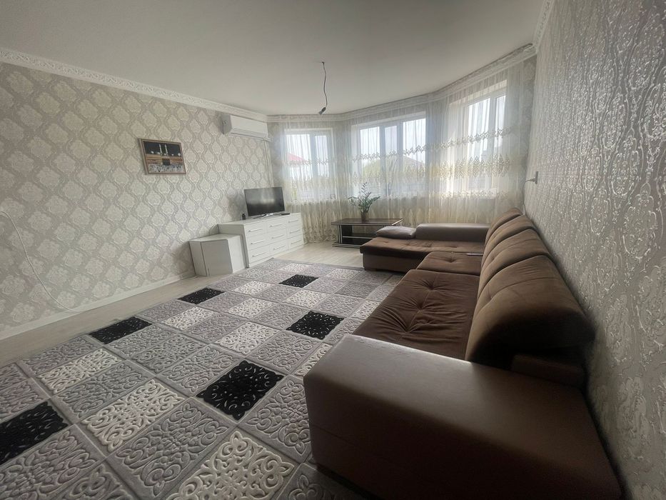 Продам Диван 4метровый