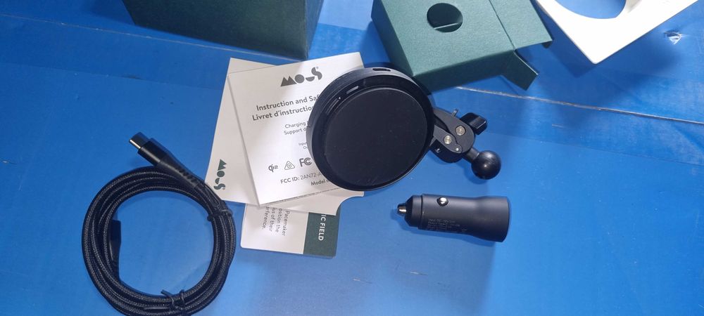 Suport auto Mous 15W incarcare wireless ventilatie MagSafe