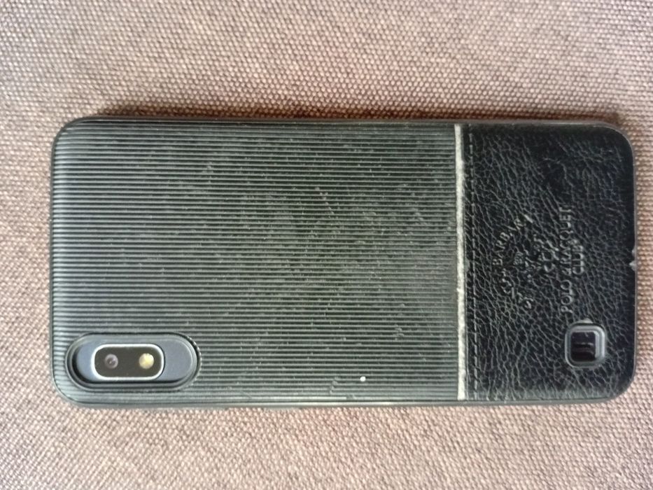 Продам телефон Самсунг А10