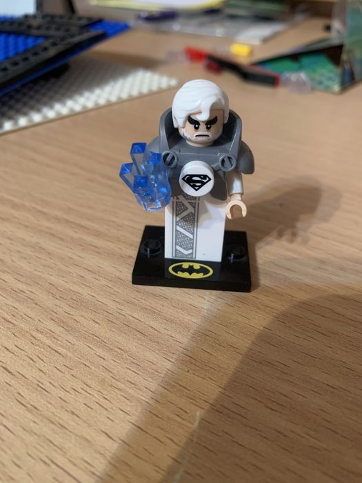 Лего минифигурка Jor-EI