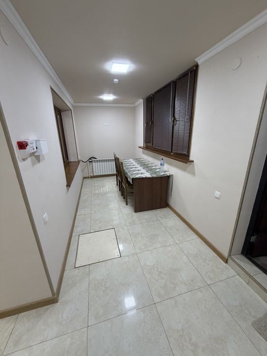 Аренда под офис 3/1/4 81кв/м ул.БИЙ Горький 1-линия вдоль дороги