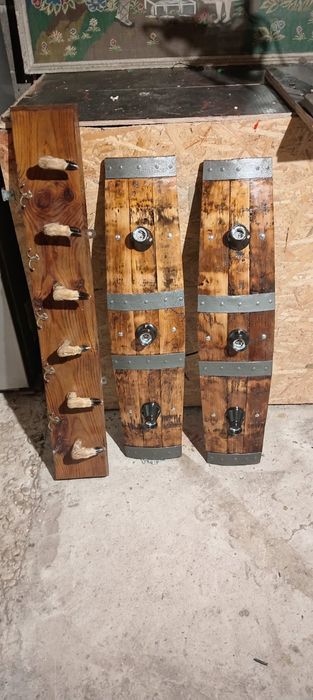 Ретро закачалка и плафони  от буре  подходящи  за  навес  или  барбекю