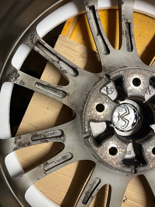 Лети джанти за 18”5x114,3 за Ifiniti Q50.