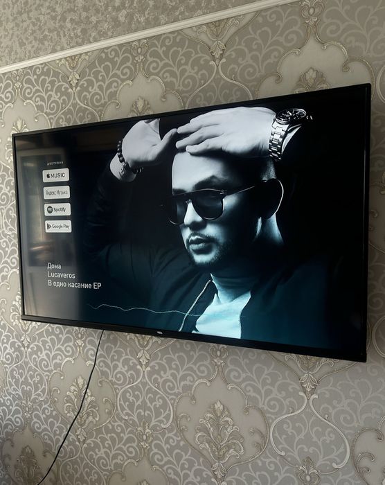 TCL 165 см 4К smart tv телевизор
