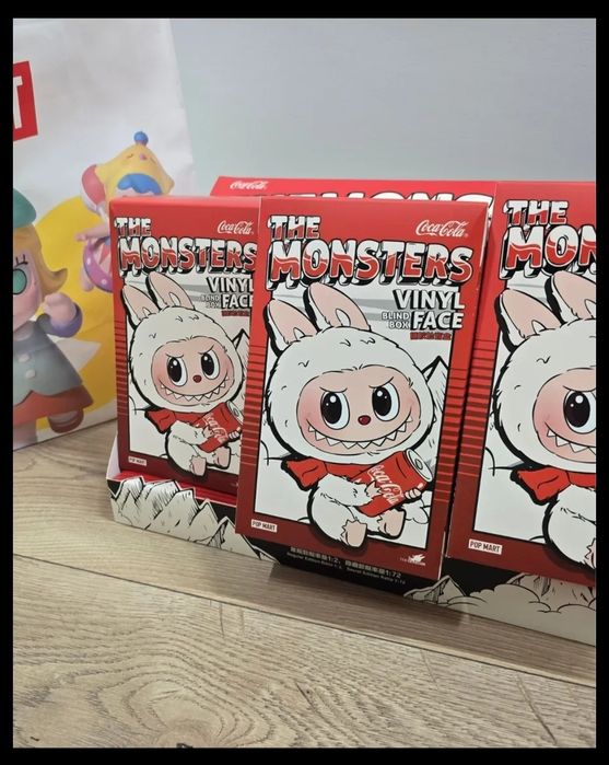 Лабубу с колой оригинал