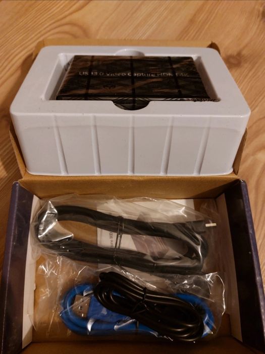 Placă de captură video HDMI la USB 3.0, 4K/1080P 60fps

Nouă