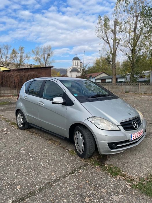 Vând Mercedes A180 2010