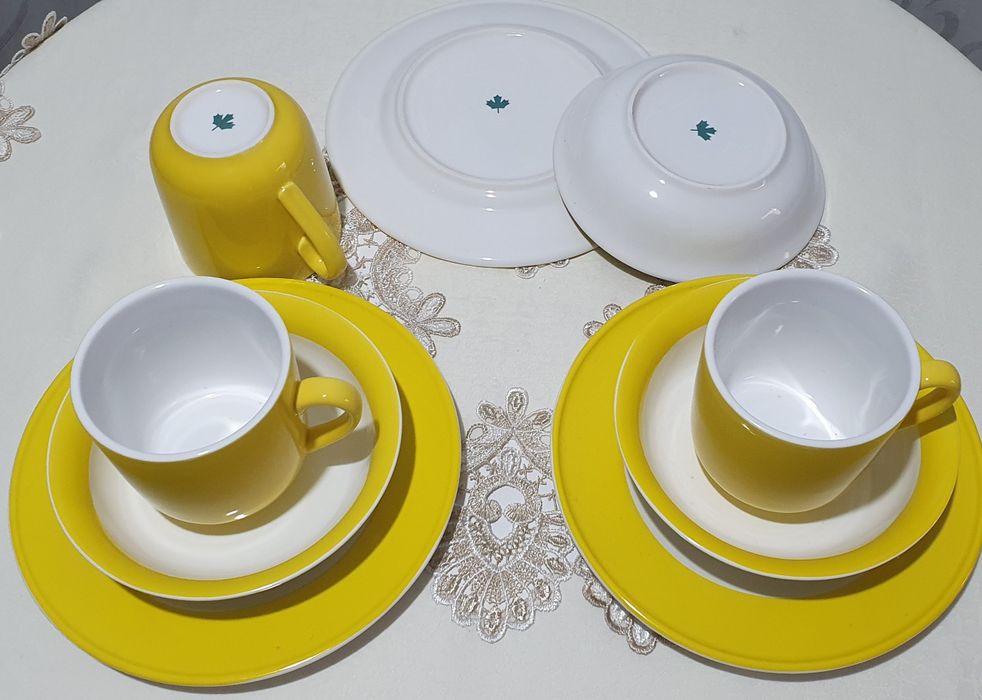 Set  mic dejun și 9 piese.