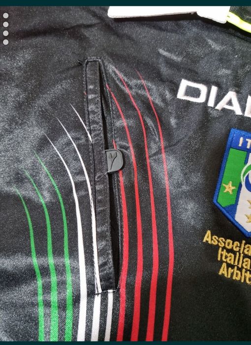 Tricou arbitru nou