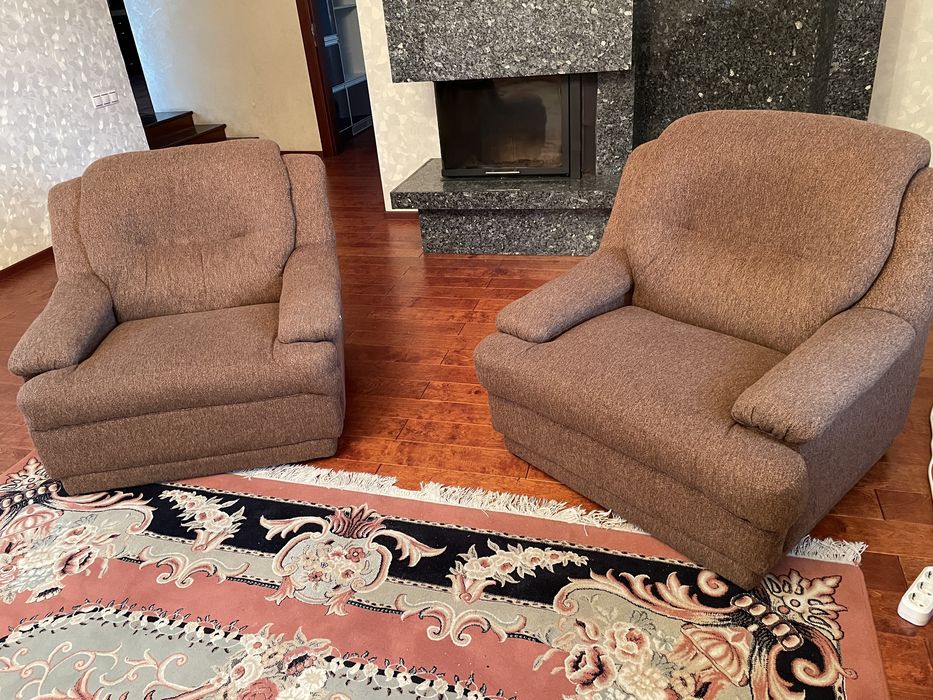 Продам диван и кресла