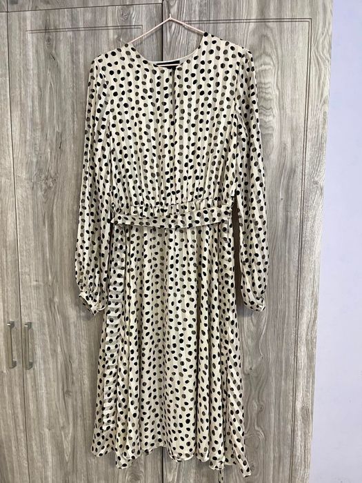 Продаю красивые платья