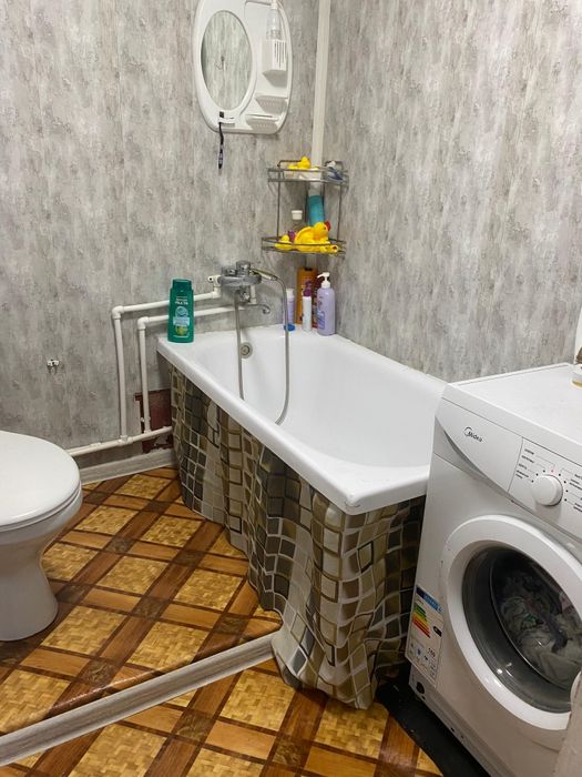 Продам 1 комнатную в общижитии