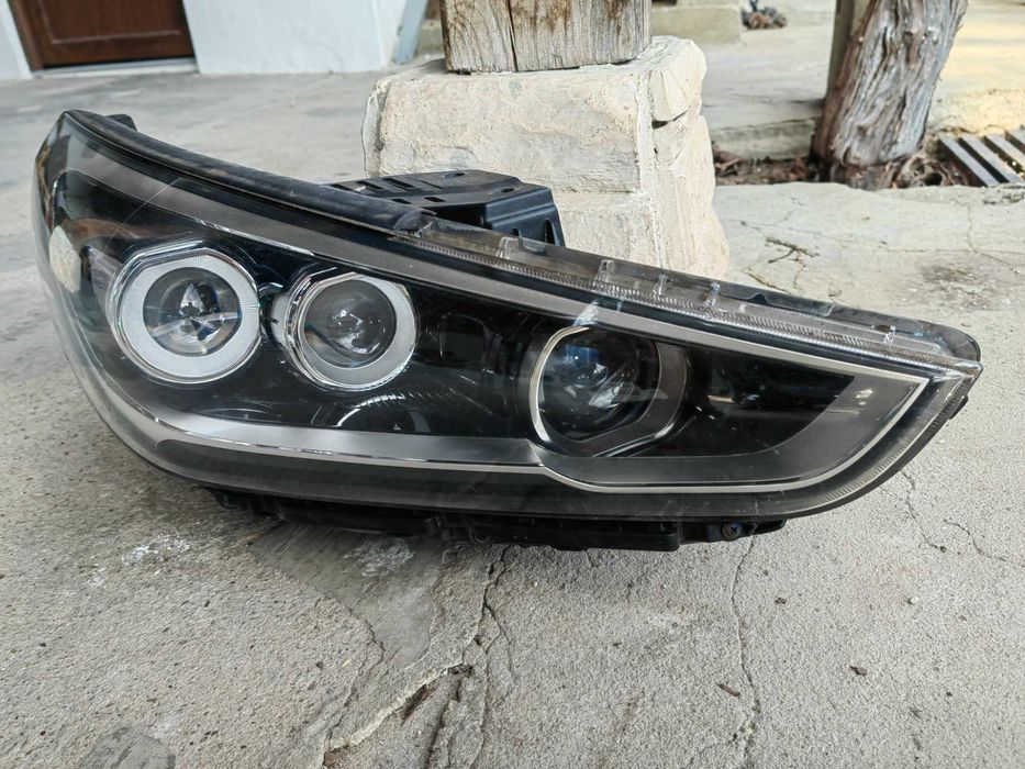 Фар Hyundai i30 LED десен / Фар Хюндай И30 Оригинален