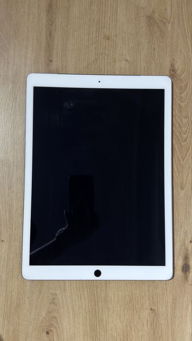 Ipad pro 1gen 12,9 с подержкой sim.128gb память