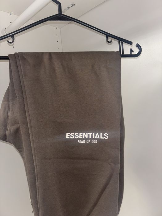 paltaloni luni Essentials