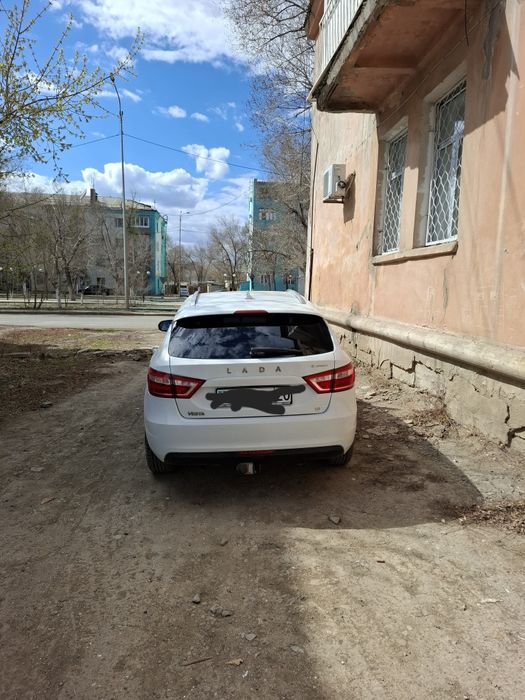 Лада веста sw 2018 год