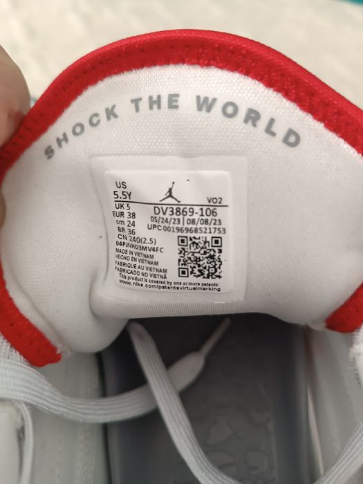 Nike Jordan White University Red  EU 38