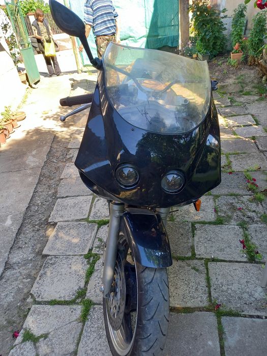 Yamaha fzr 600..