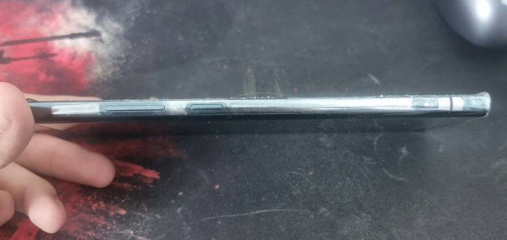 Экран с корпусом S22 Ultra