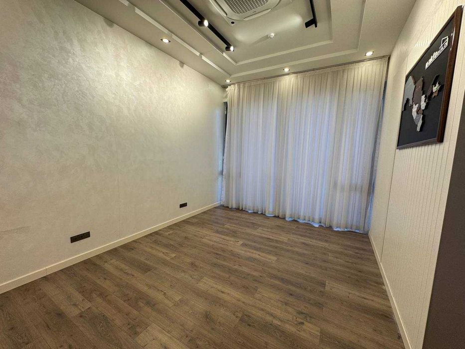 Аренда Евро офис  Улица Нукус  200м2