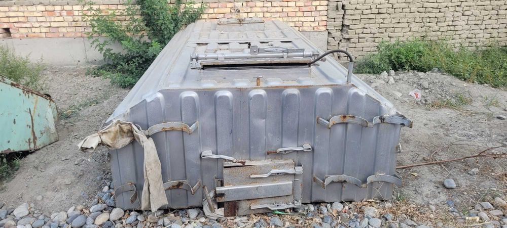 Балик ташидиган емкост сотилади