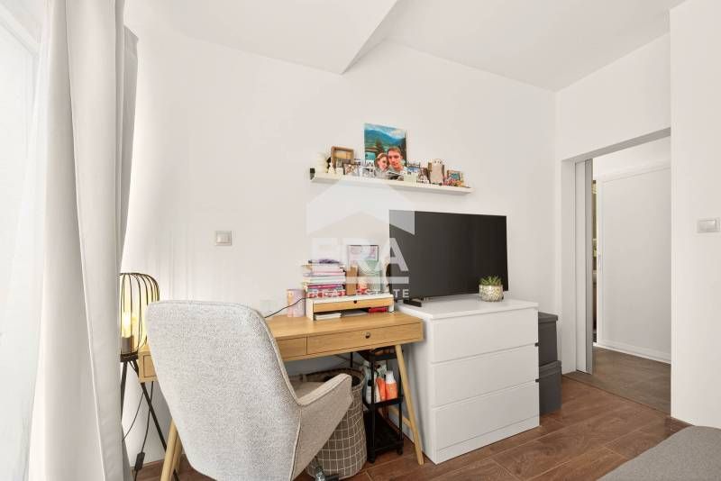 Продава се Тристаен апартамент в Варна, Лятно кино Тракия - 95 кв.м за 1737 €/кв.м - Снимка #6