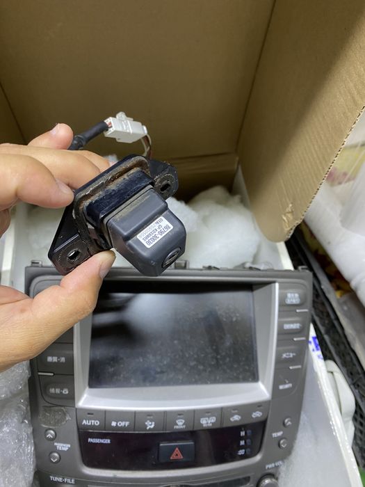 Монитор на is250