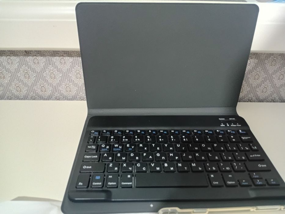 Продам планшет срочно