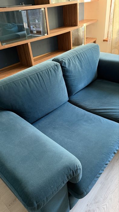 Диван и табуретка