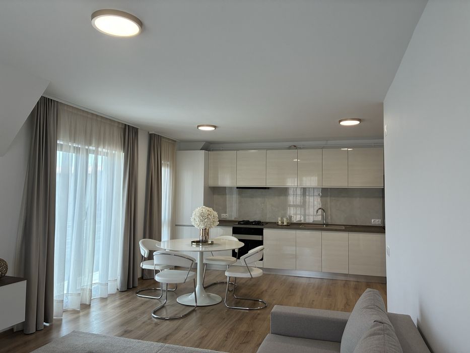 De vanzare: apartament 3 camere, imobil NOU, ultrafinisat