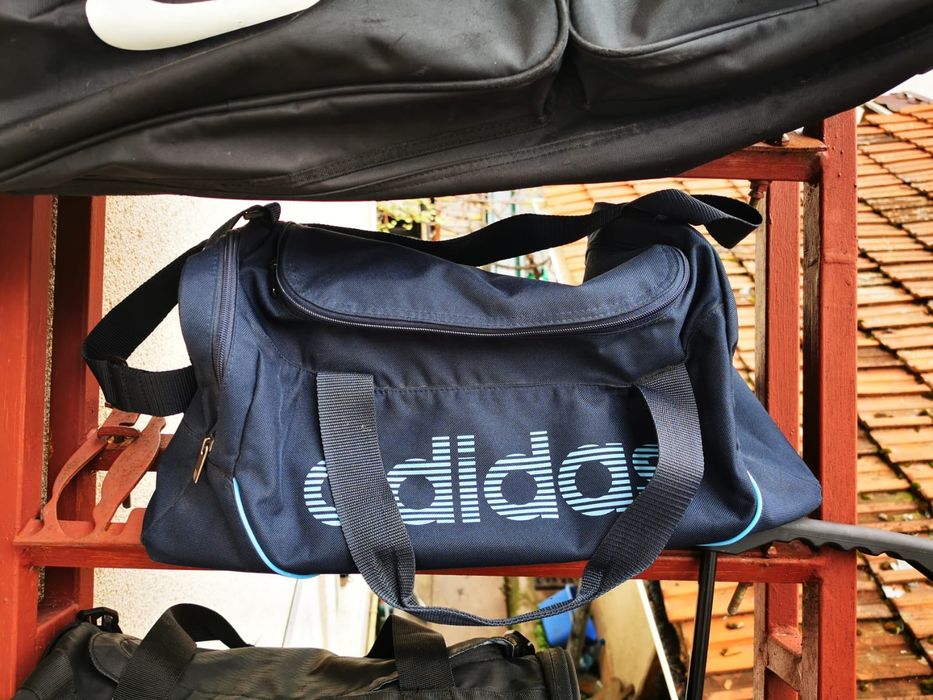 Vând geanta voiaj rucsac  in stare buna