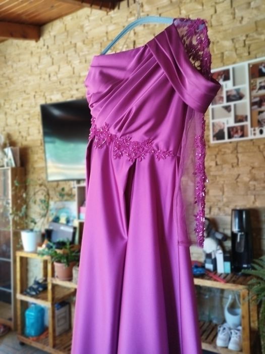 Vând rochie de seara