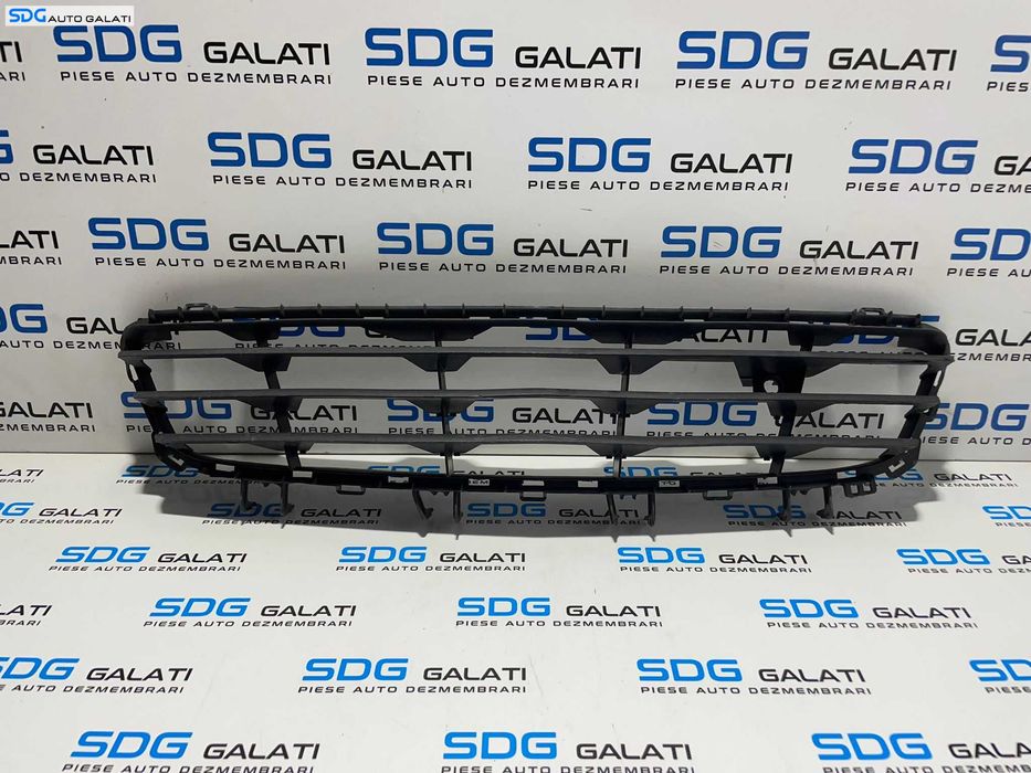 Grila Centrala Inferioara de pe Bara Spoiler Fata Opel Astra H 2004 - 2010 Cod 375768702 [L2580]