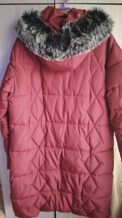 Geaca dama,mărimea 4XL,culoarea rosu,112 bust,si talie 119