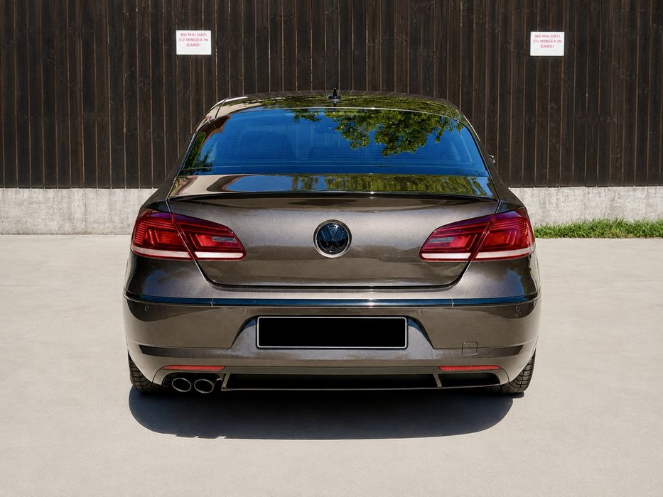 Volkswagen Passat CC R-Line 170CP / Faruri cu leduri Bi-Xenon / Automata / Interior Bi-Color / Incalzire in scaune / Parcheaza singura
